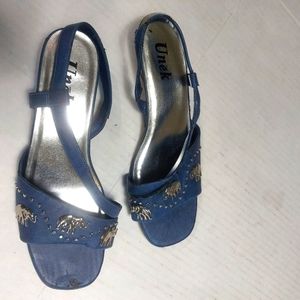 UNEK Blue Slip-on Sandals Size 8M